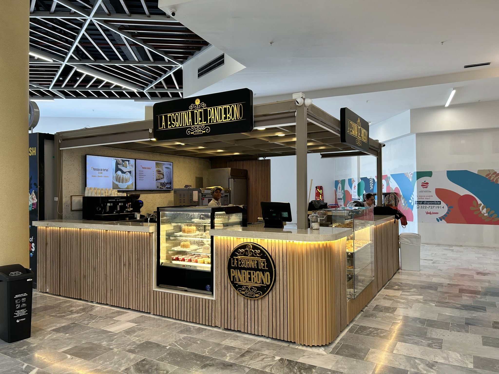 ESQUINA EL PAN DE BONO-min