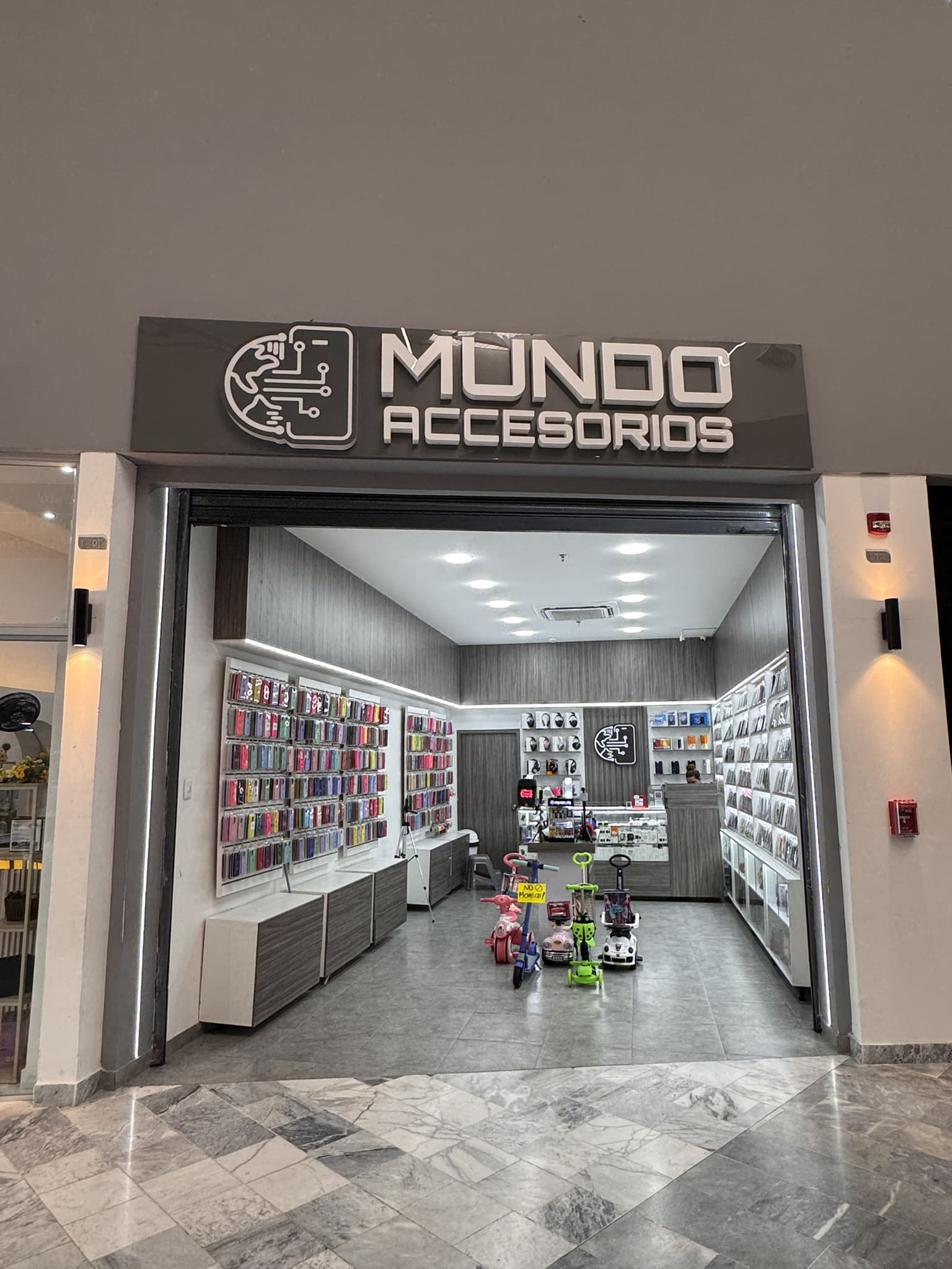 MUNDO ACCESORIOS 1