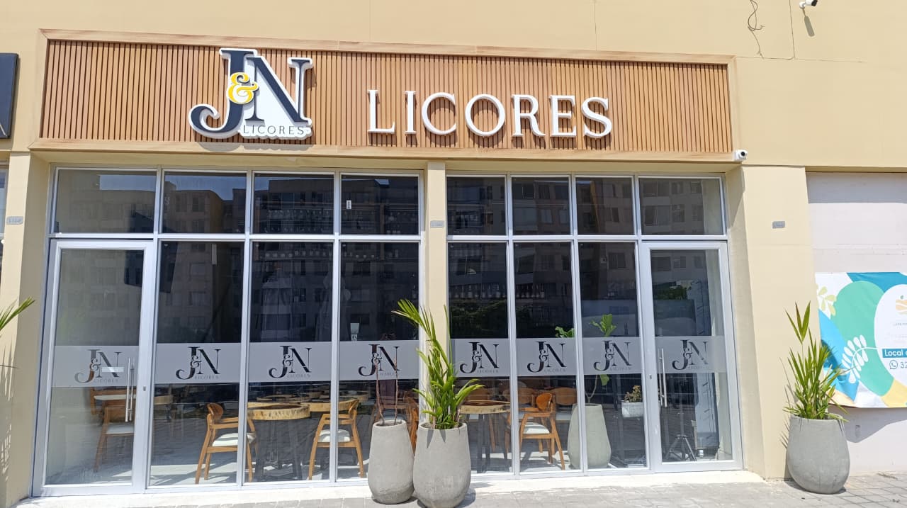 JN LICORES 1